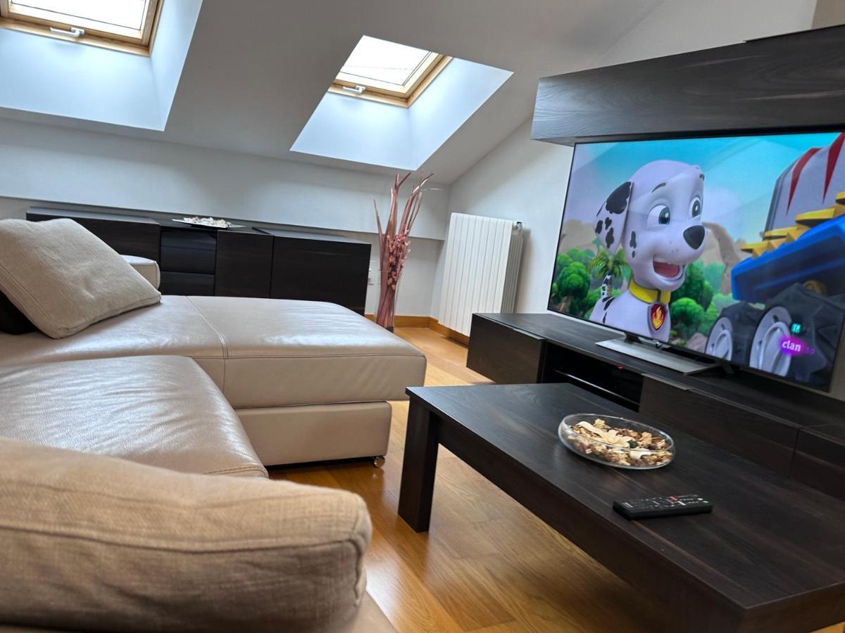 Apartamento Gran Via - Parking Gratis Salamanka Zewnętrze zdjęcie
