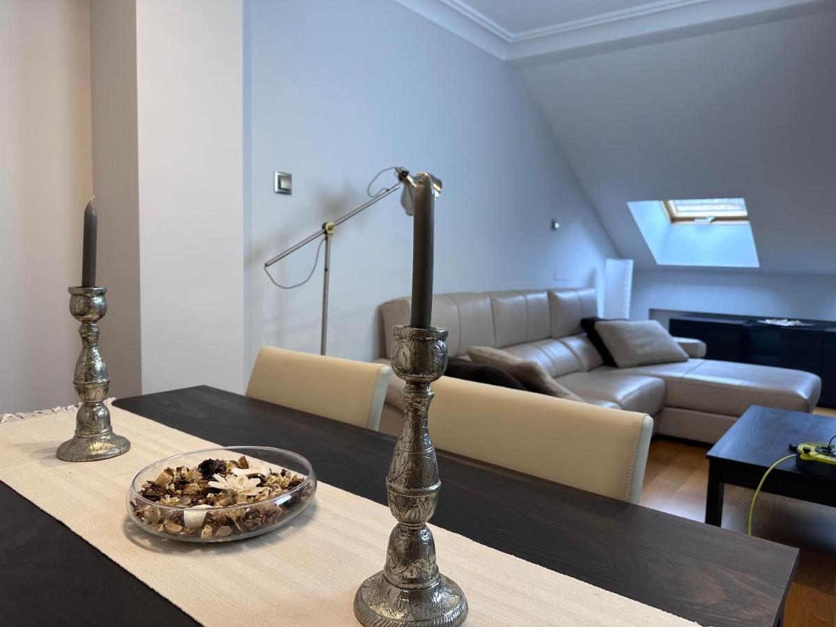 Apartamento Gran Via - Parking Gratis Salamanka Zewnętrze zdjęcie